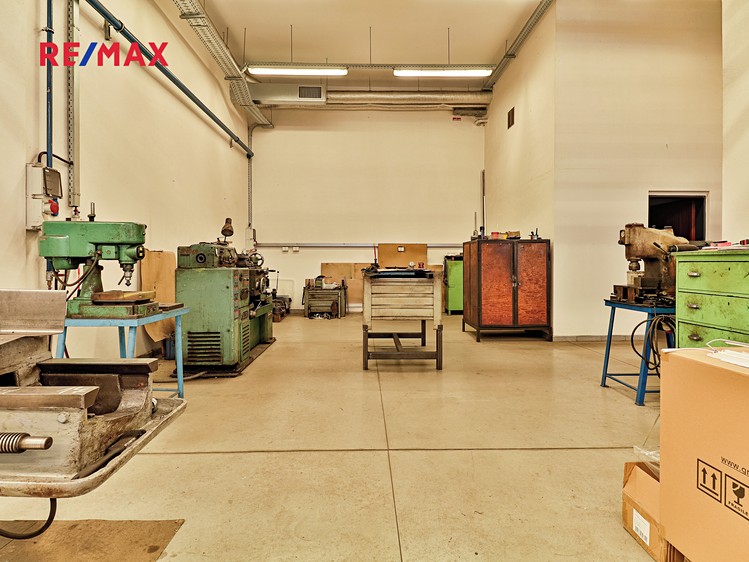 Pronájem skladového prostoru 720 m² - foto 8