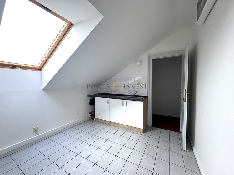 Pronájem kanceláře 41 m² - foto 3