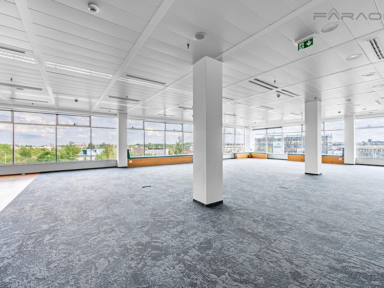 Pronájem kanceláře 924 m² - foto 3