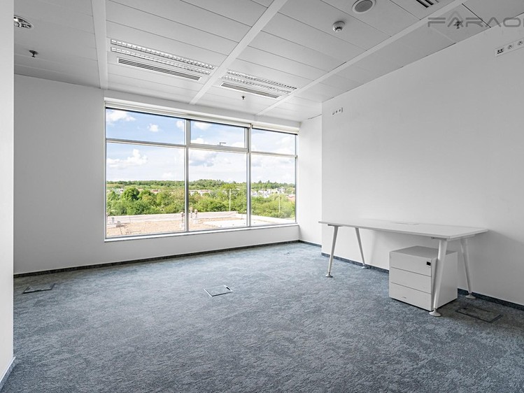 Pronájem kanceláře 924 m² - foto 7