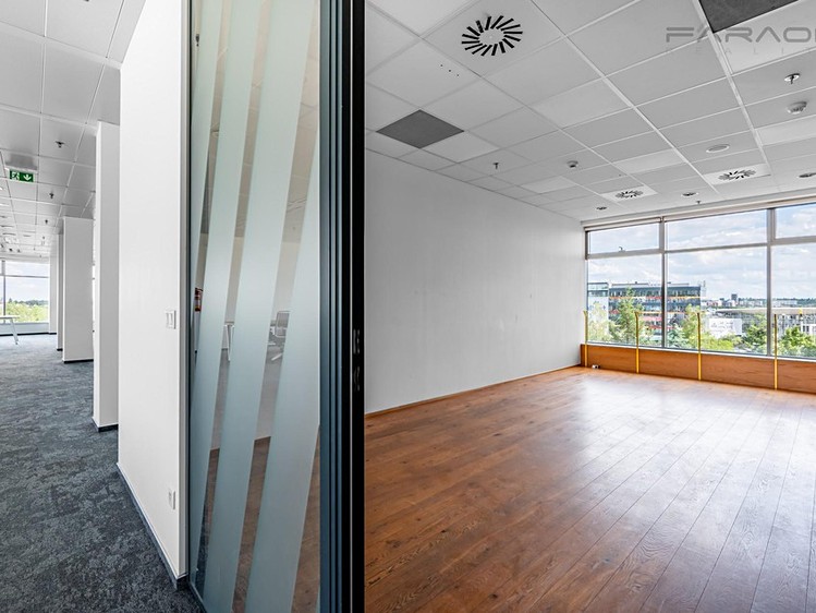 Pronájem kanceláře 924 m² - foto 6