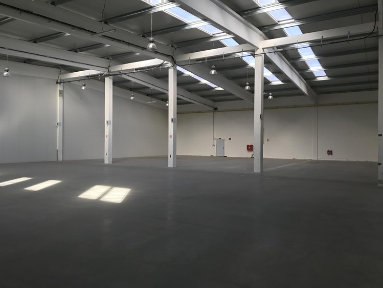 Pronájem výrobní haly, prostoru 3 000 m² - foto 5