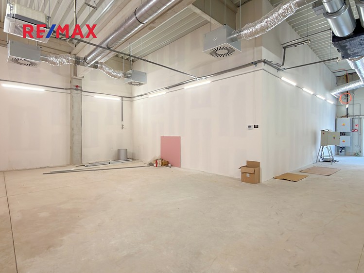 Pronájem skladového prostoru 88 m² - foto 4