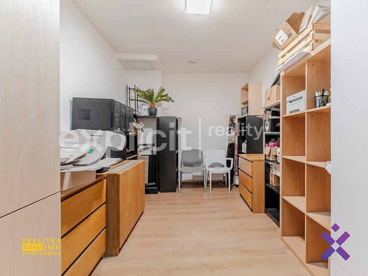 Pronájem obchodního prostoru 107 m² - foto 4