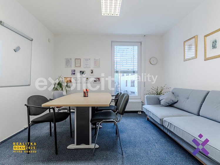Pronájem obchodního prostoru 173 m² - foto 8