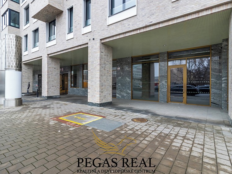 Pronájem skladového prostoru 110 m² - foto 1