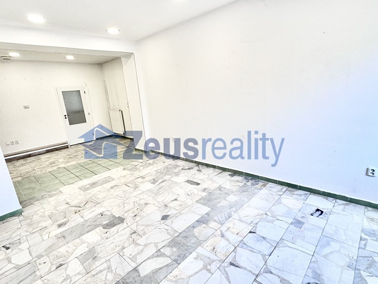 Pronájem kanceláře 75 m² - foto 3