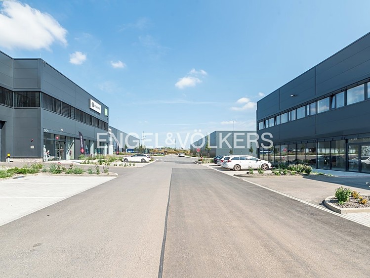 Pronájem skladového prostoru 1 095 m² - foto 3