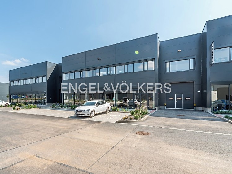 Pronájem skladového prostoru 1 095 m² - foto 2