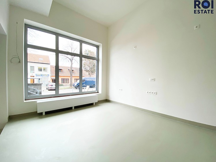 Pronájem obchodního prostoru 29 m² - foto 2