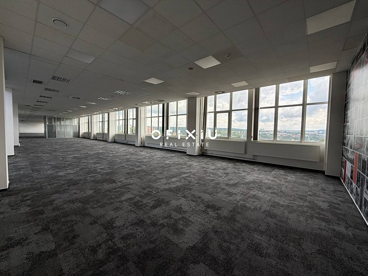 Pronájem kanceláře 420 m² - foto 4