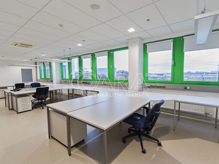 Pronájem kanceláře 350 m² - foto 3