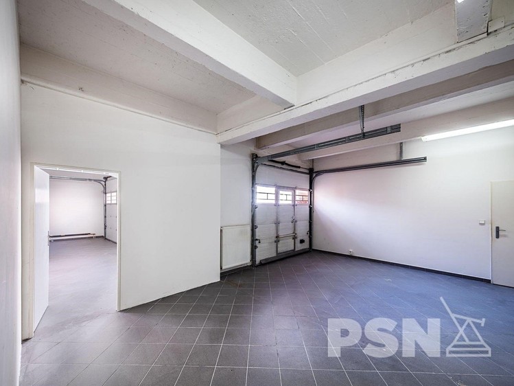 Pronájem kanceláře 220 m² - foto 6