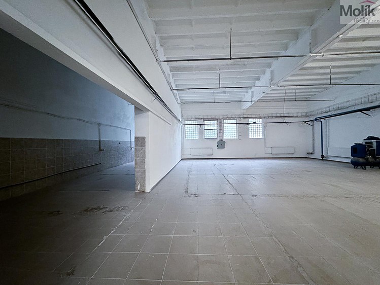 Pronájem skladového prostoru 892 m² - foto 7