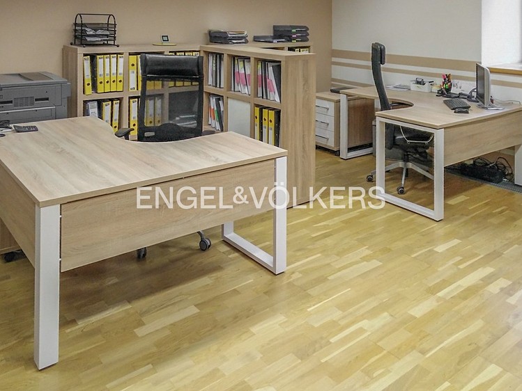 Pronájem kanceláře 68 m² - foto 4