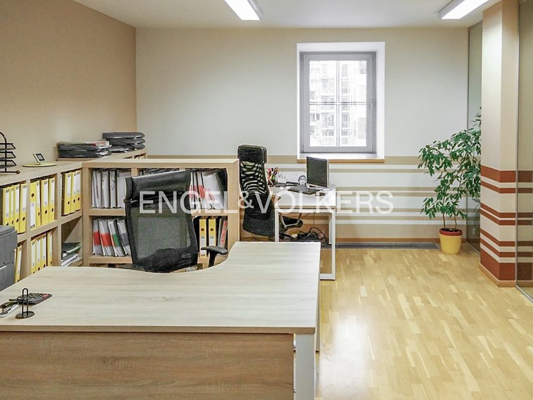 Pronájem kanceláře 68 m² - foto 3