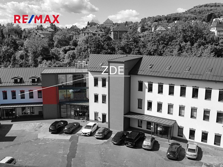Pronájem kanceláře 228 m² - foto 2