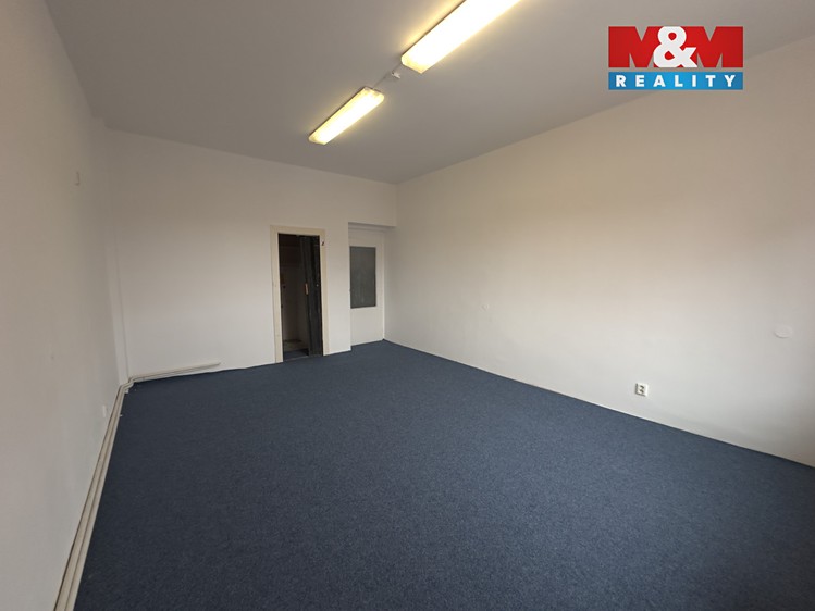 Pronájem kanceláře 120 m² - foto 6