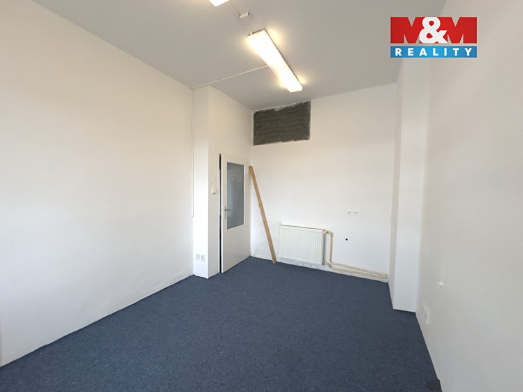 Pronájem kanceláře 120 m² - foto 7
