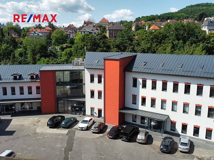 Pronájem obchodního prostoru 239 m² - foto 2