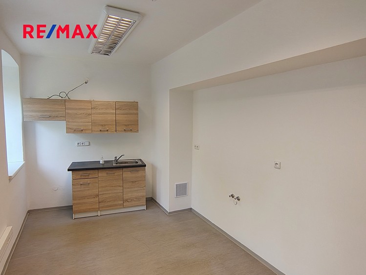 Pronájem obchodního prostoru 239 m² - foto 6