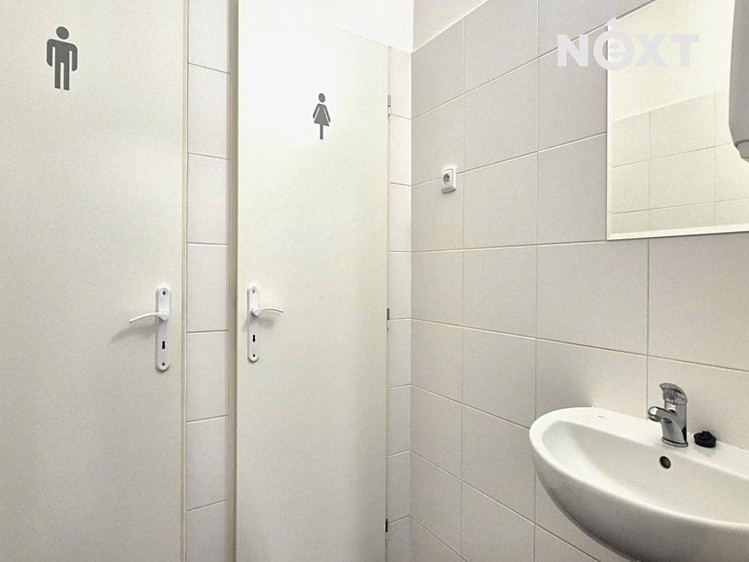 Pronájem kanceláře 66 m² - foto 5