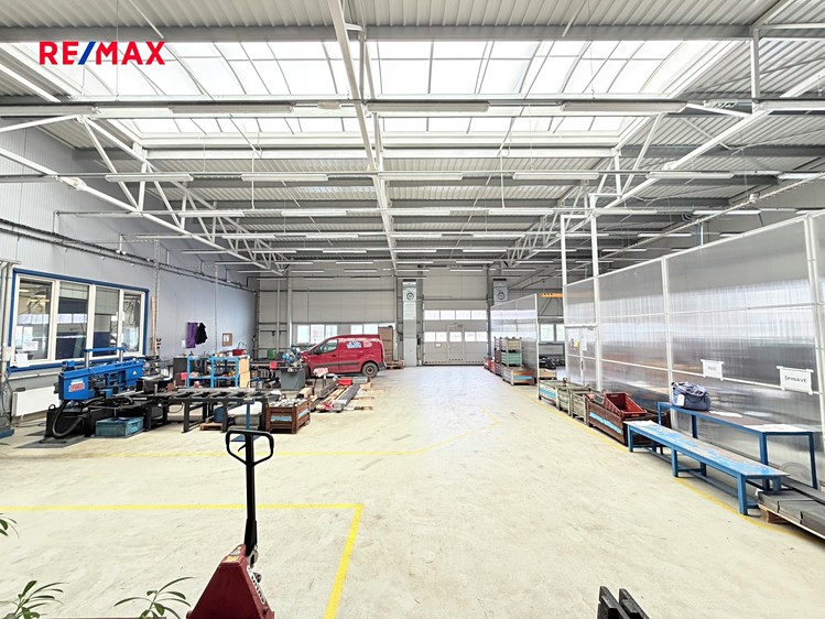 Pronájem výrobní haly, prostoru 610 m² - foto 3