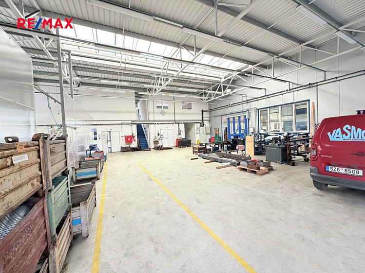 Pronájem výrobní haly, prostoru 610 m² - foto 5
