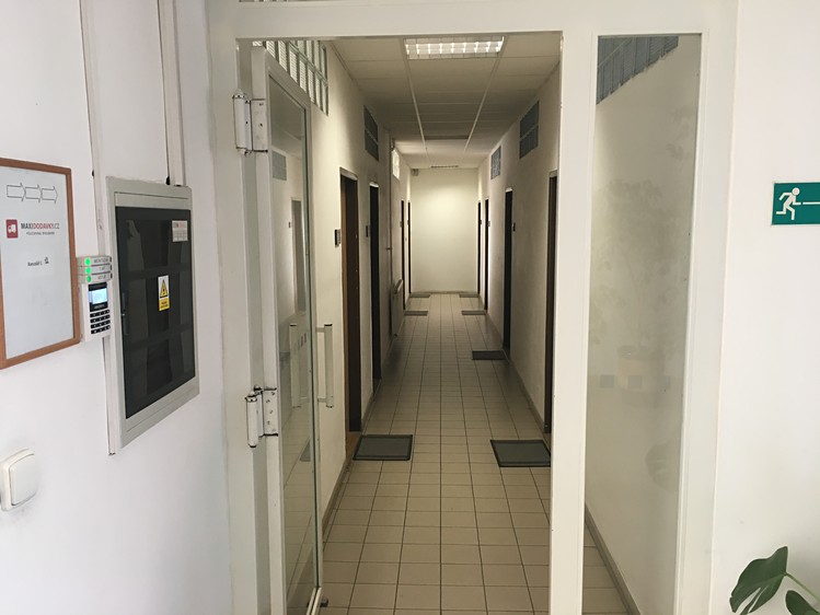 Pronájem kanceláře 27 m² - foto 3