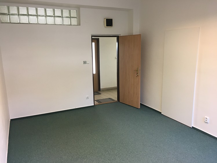 Pronájem kanceláře 27 m² - foto 6