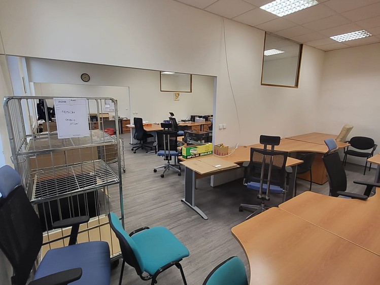 Pronájem kanceláře 80 m² - foto 4