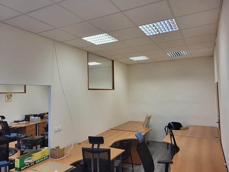 Pronájem kanceláře 80 m² - foto 3