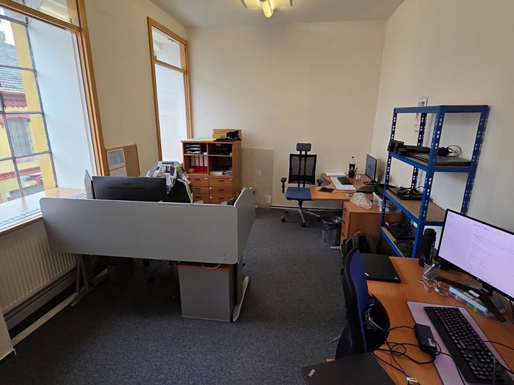 Pronájem kanceláře 80 m² - foto 6