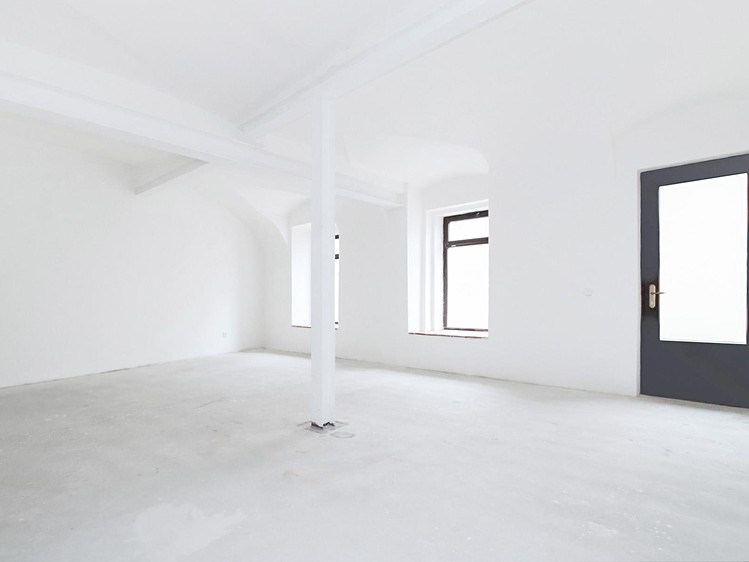 Pronájem obchodního prostoru 65 m² - foto 1