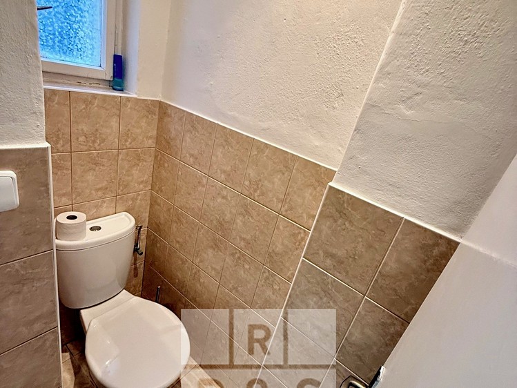 Pronájem kanceláře 82 m² - foto 8
