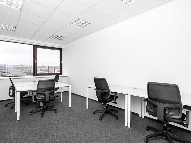Pronájem kanceláře 50 m² - foto 3