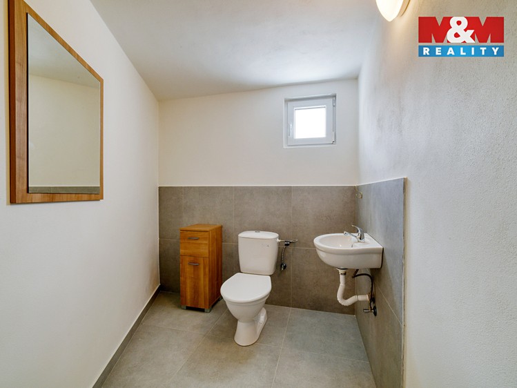 Pronájem obchodního prostoru 175 m² - foto 4