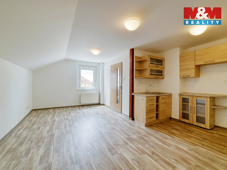 Pronájem obchodního prostoru 175 m² - foto 6