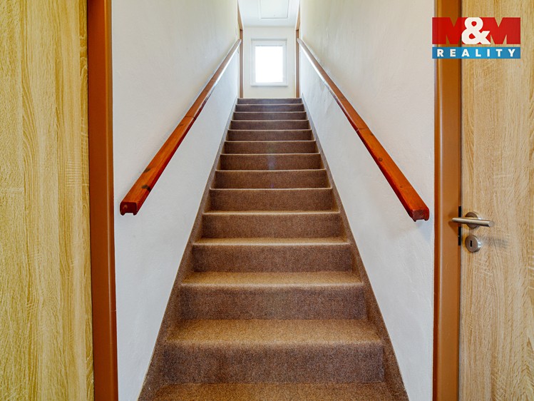 Pronájem obchodního prostoru 175 m² - foto 5
