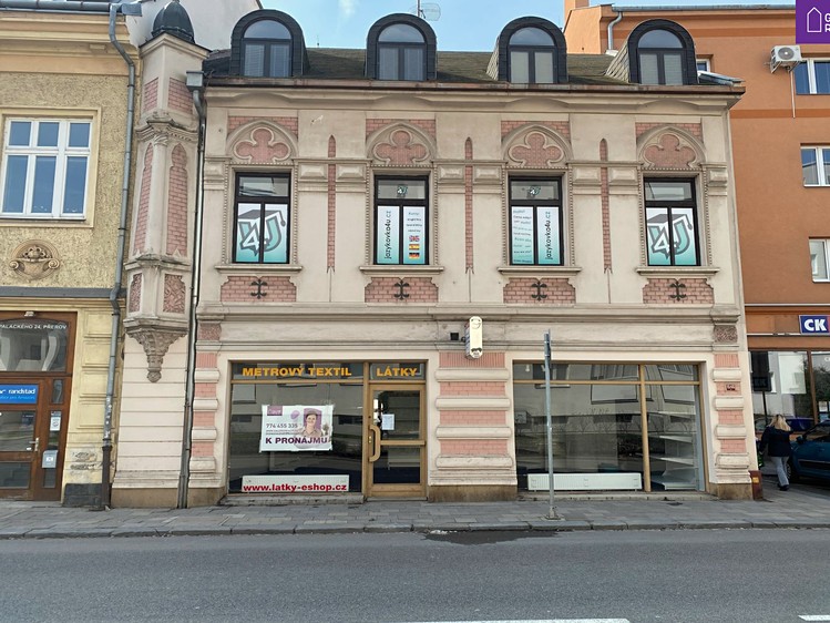 Pronájem obchodního prostoru 123 m² - foto 1