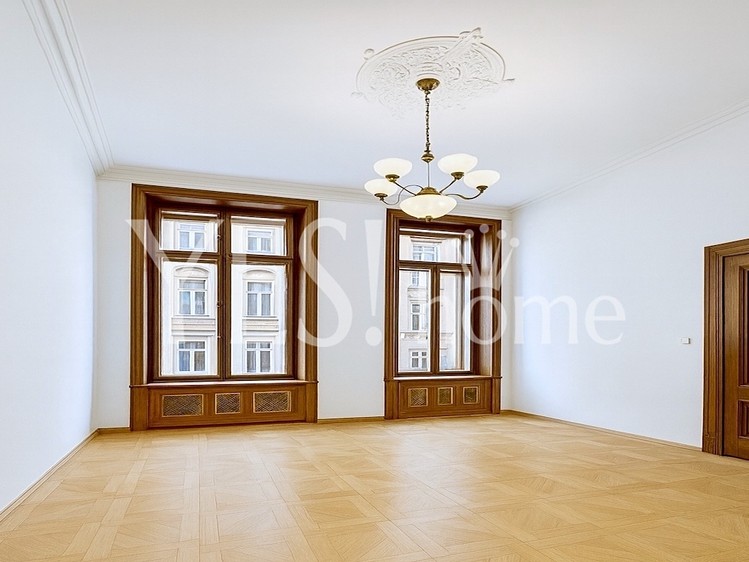 Pronájem kanceláře 538 m² - foto 2