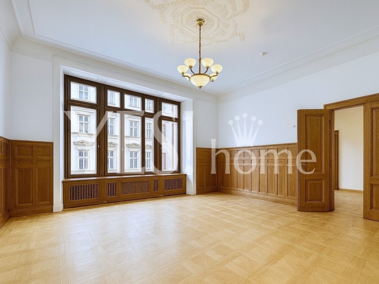 Pronájem kanceláře 538 m² - foto 1