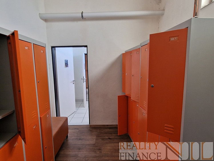 Pronájem skladového prostoru 1 074 m² - foto 5