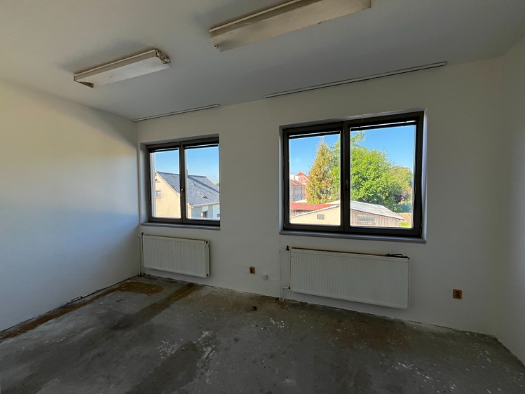 Pronájem kanceláře 156 m² - foto 4