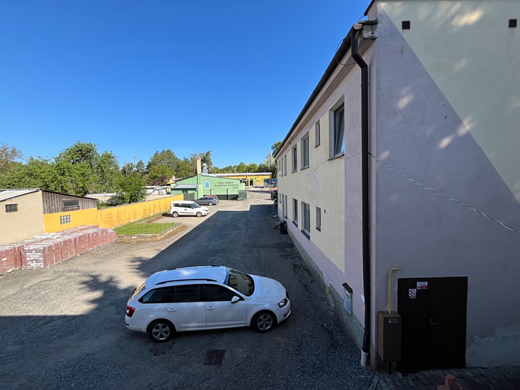 Pronájem kanceláře 156 m² - foto 5