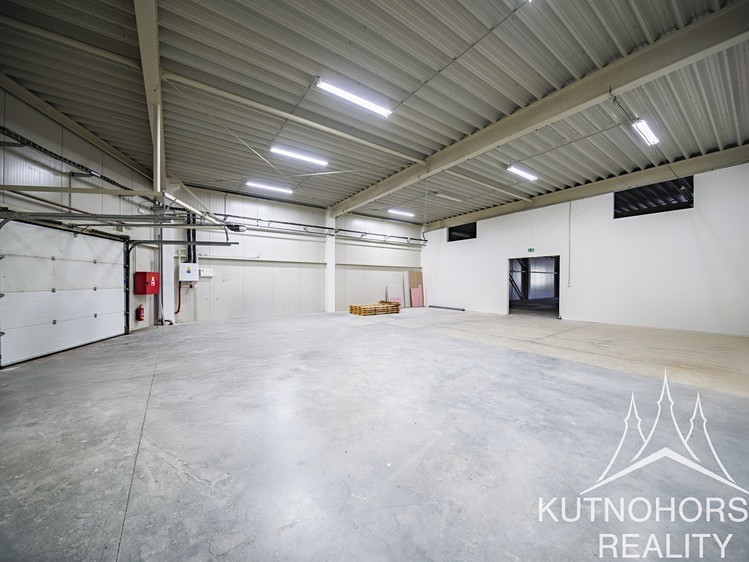 Pronájem obchodního prostoru 200 m² - foto 3