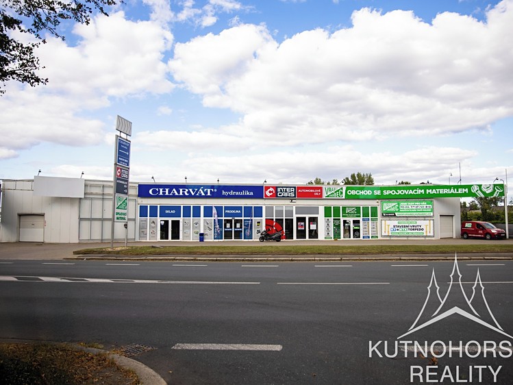 Pronájem obchodního prostoru 200 m² - foto 5