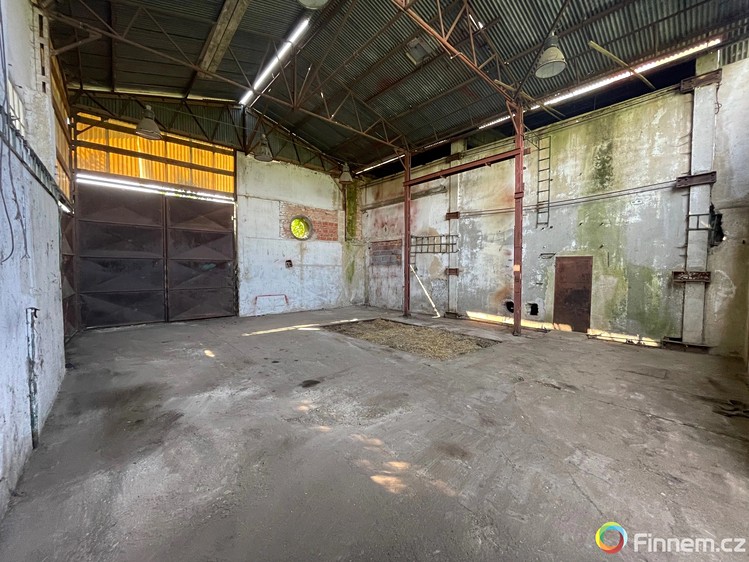 Pronájem skladového prostoru 305 m² - foto 6