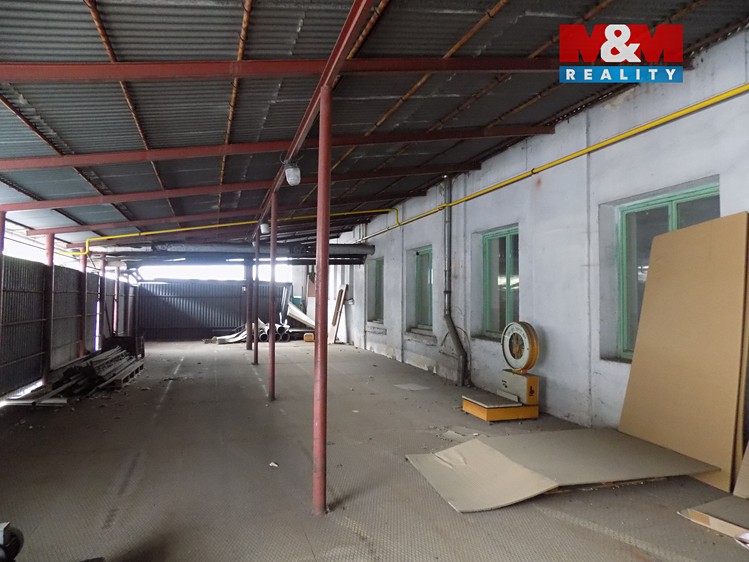Pronájem výrobní haly, prostoru 330 m² - foto 8
