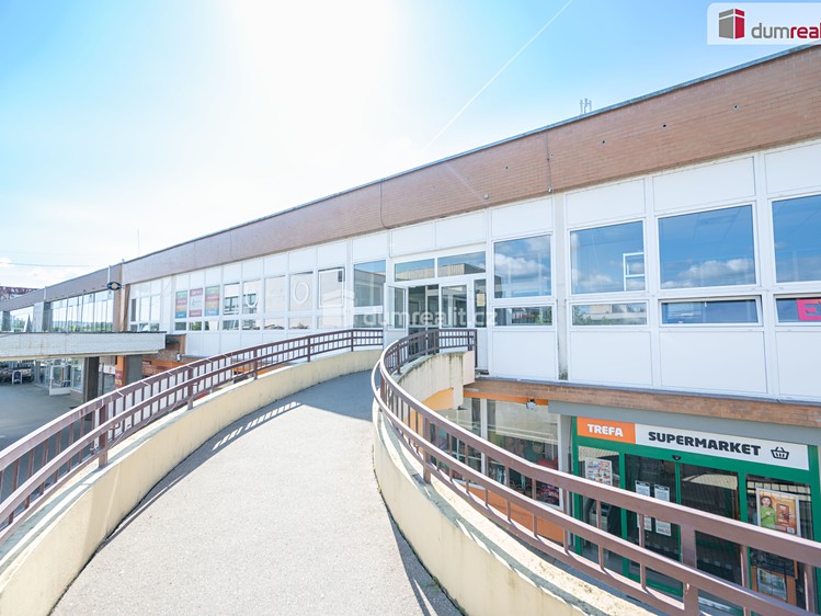 Pronájem obchodního prostoru 62 m² - foto 1